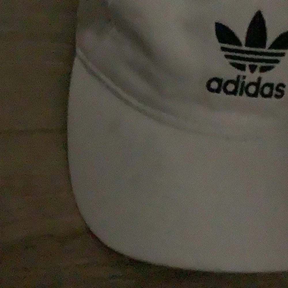 Addidas simple hat - Picture 3 of 3